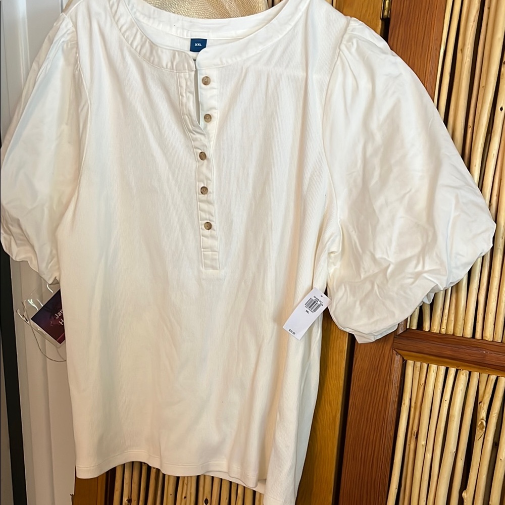 Old Navy Off-White Top NEW